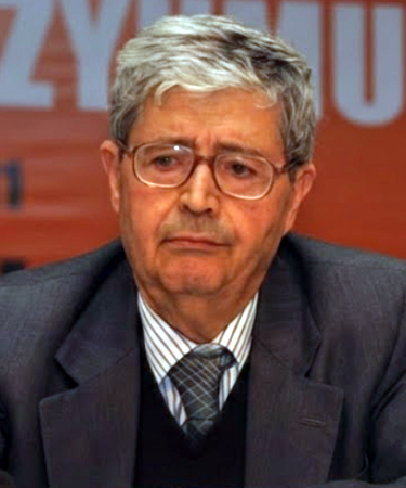 Zeki Arıkan